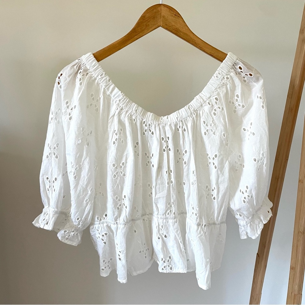NWT Free People Eyelet Ruffle V-neck Blouse in Optic White - XL - Picture 4 of 5
